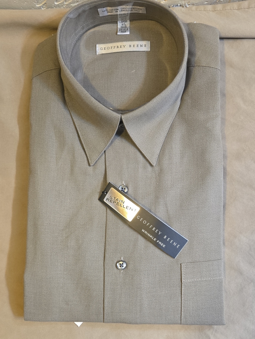 Geoffrey Beene Men's Olive Green Button-Down Dress Shirt